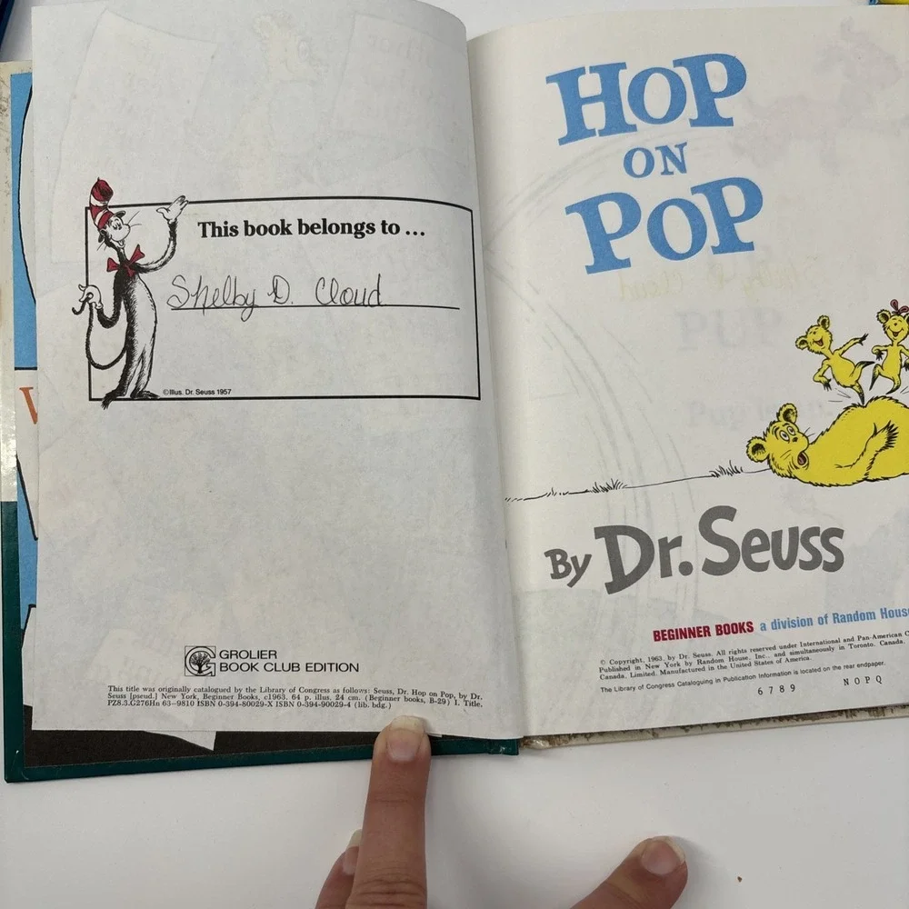 Dr Seuss Bundle Green‎ Eggs And Ham Hop On Pop Cat In Hat One Fish Two Fish Red